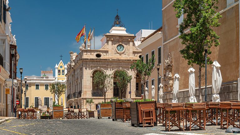 Plaça de l’Ajuntament de Maó